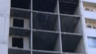 Опасен блок тормози хората в "Люлин"