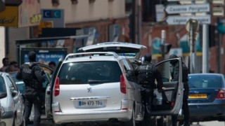 Един от заложниците в Тулуза е освободен