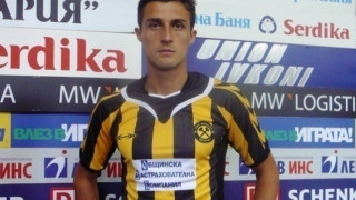 Хазуров вкара 2 гола за "Лиерс"