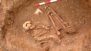 Археолози откриха гробници на 2800 г. под "Струма"