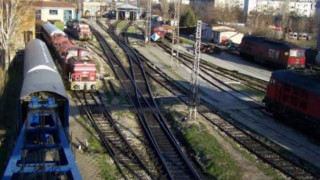 Разбиха група, точила тонове гориво