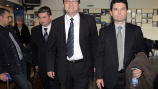Външни фактори разпаднали Синята коалиция