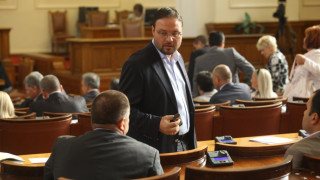 "Атака" брои гейовете в парламента
