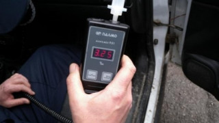 Шофьорите във Франция задължително с по 2 дрегера 