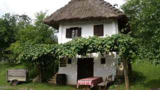 Граждани стават селяни за европари