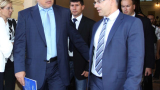 Борисов подгря отношенията на Дянков с новия шеф на БАН