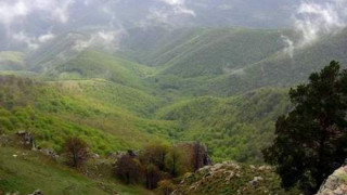 Планинари търсят пачките на Жоро Милионера