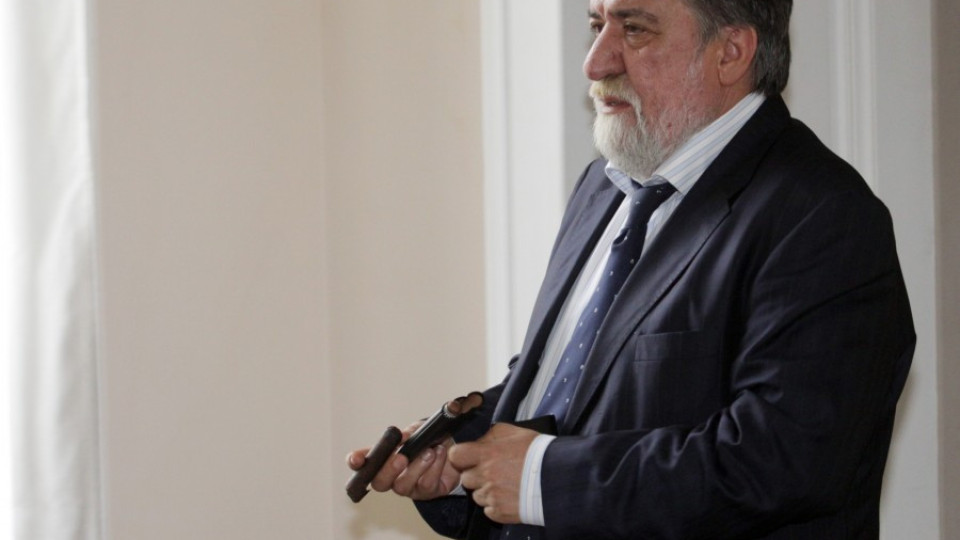 Рашидов тъжен във властта  | StandartNews.com