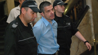 Брендо заминава за Италия