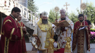 Освещават нов храм в София