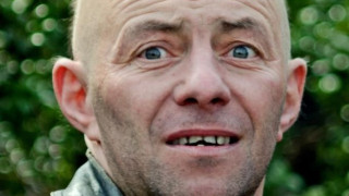 Вуйчото си отиде с отворена бира