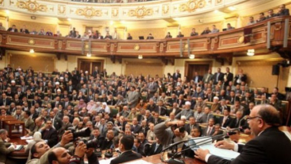 Парламентът в Черна гора се саморазпусна за предсрочен вот | StandartNews.com
