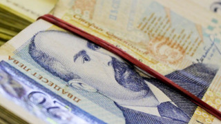 Бирник продава два хотела с басейн