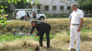 Укротяват две реки с над 1 милион лева