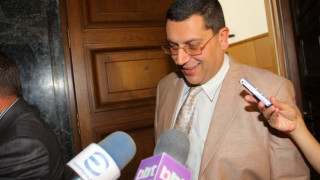 Делото "Сапард" тръгва отначало