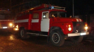 Двама с опасност за живота след взрива в Разград