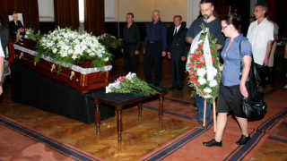 Само Игнатов изпрати акад. Додунеков