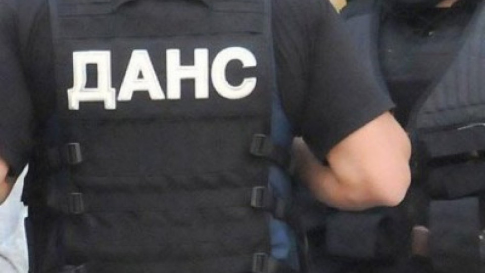 27 дами се борят за кувейтския парламент | StandartNews.com