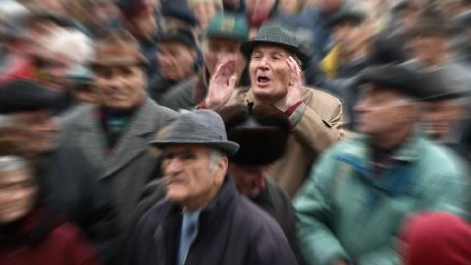 Вихрен търси още двама | StandartNews.com