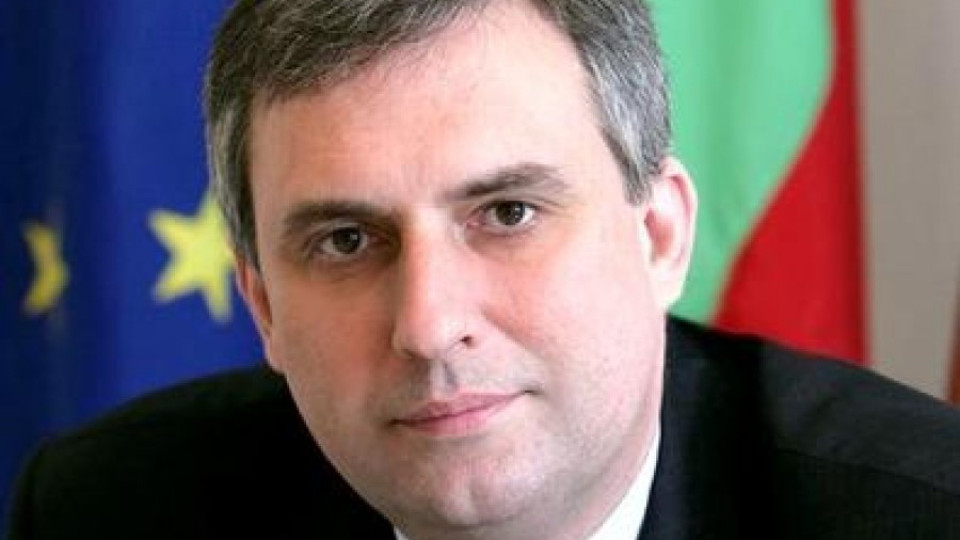Кмет си взема партийни офиси, превърнати в кръчми | StandartNews.com