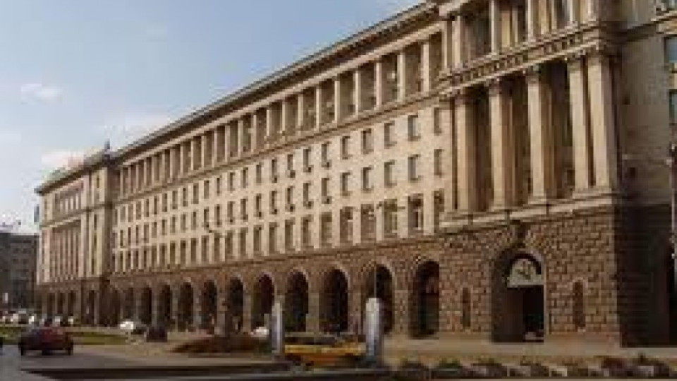 Една от щерките на Буш се омъжва днес | StandartNews.com