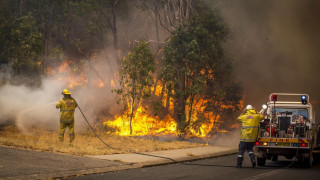 Над 250 пожара за една нощ в Австралия