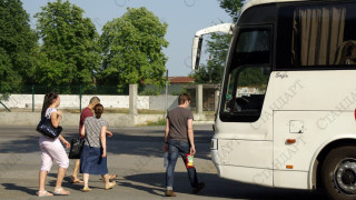 Таксита съсипват бизнеса на автобусни превозвачи
