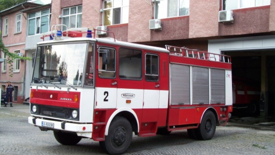 Автобус се подпали на "Цариградско шосе" | StandartNews.com