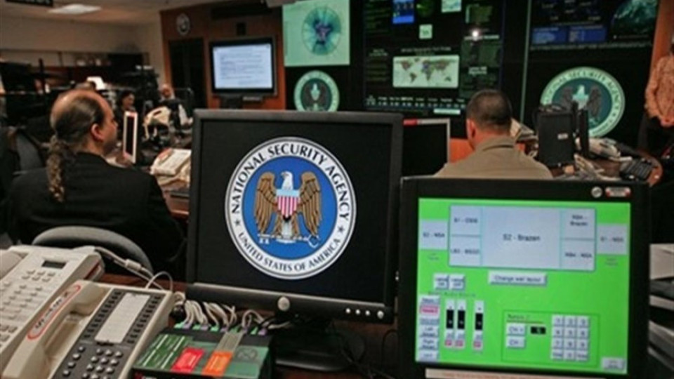 САЩ шпионирали по 200 млн. SMS-а дневно | StandartNews.com