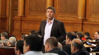 Депутат на кръстосан разпит за Сирия