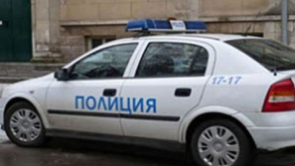 Мъж, в пробация за кражба, обира  аптека в Крумовград | StandartNews.com
