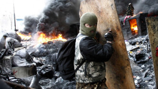 Светът бойкотира властта в Киев