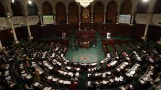 Тунис приема първата конституция на Арабската пролет