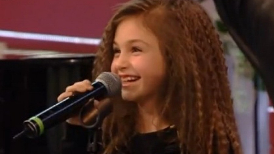 Крисия пяла в Кубрат като Лили | StandartNews.com