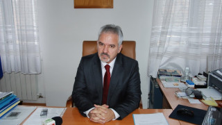 Община и петричани молят лекари да не напускат