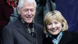 Хилари Клинтън изпревари Бил по хонорари