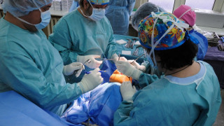Повече от 1000 българи чакат трансплантаця