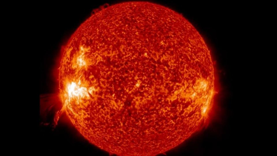 Вижте как изглежда слънчево затъмнение от космоса | StandartNews.com