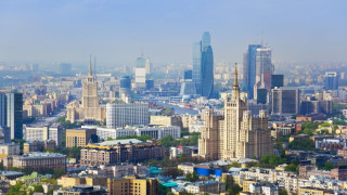 Мъж взе над 20 деца за заложници в Москва