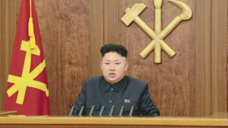 Военни величаят мъжеството на Ким Чен Ун