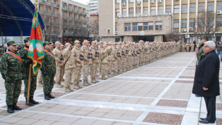 Завърнаха се наши военни от Афганистан