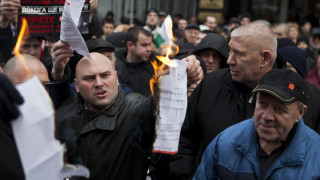 Дебат за монополите в навечерието на протести срещу сметките