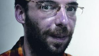Надцакване с референдуми