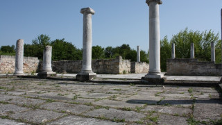 Римлянки с тоги канят туристи в Разград
