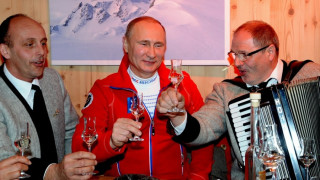 Путин вдигна тост за златото на Австрия
