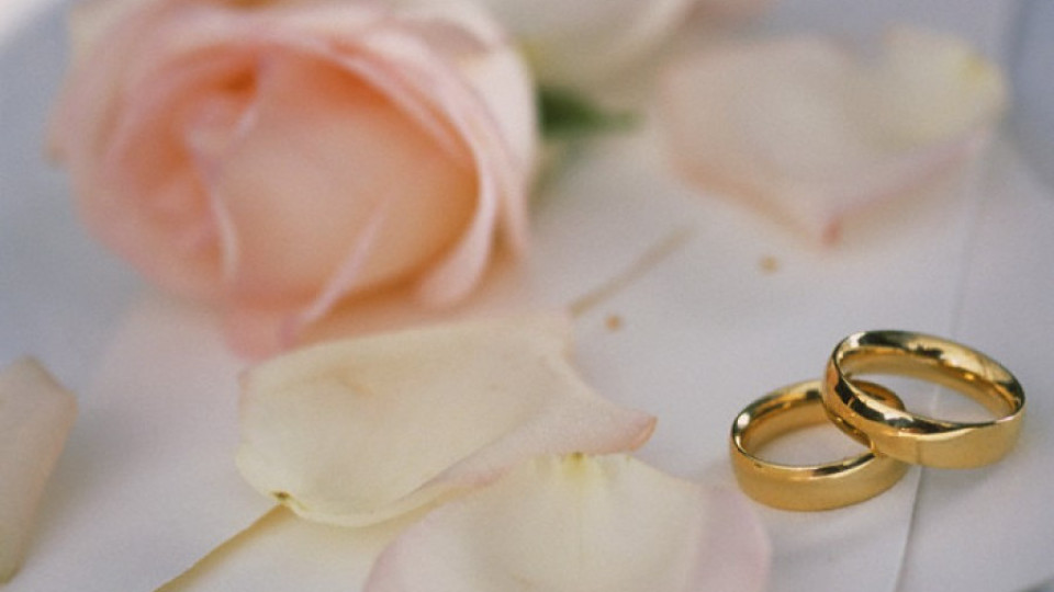 Вдигат сватба на 14 февруари в пловдивския затвор | StandartNews.com