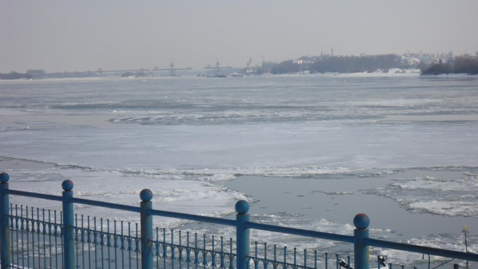 Килим, дълъг колкото Дунав, плетат по поречието на реката | StandartNews.com
