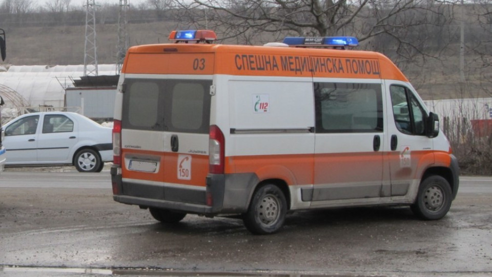 Шофьори прегазиха трима пешеходци в Казанлък | StandartNews.com
