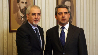 Президентът призова за граждански, етнически и религиозен мир