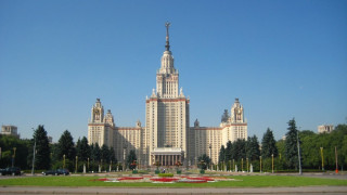 Русия плаща на наши студенти